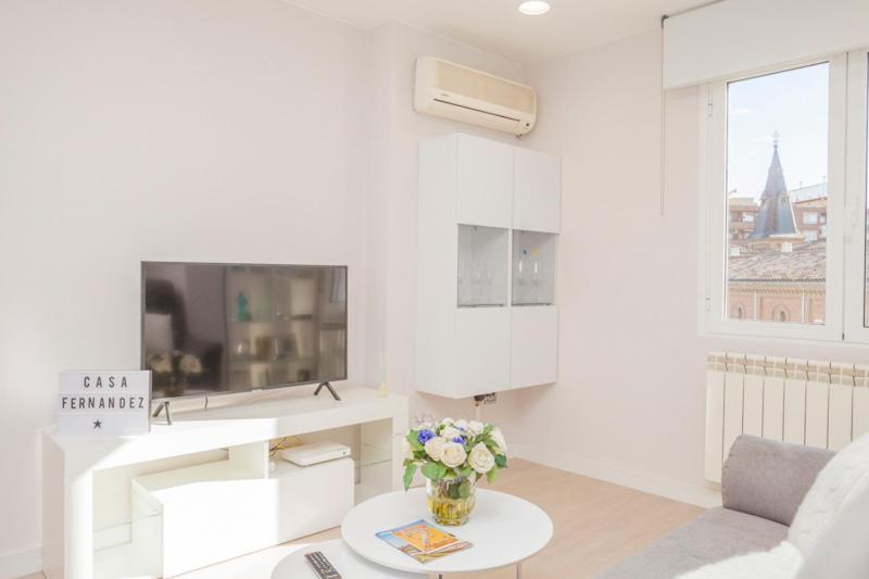 Casa Fernandez Apartment ซาราโกซา ภายนอก รูปภาพ